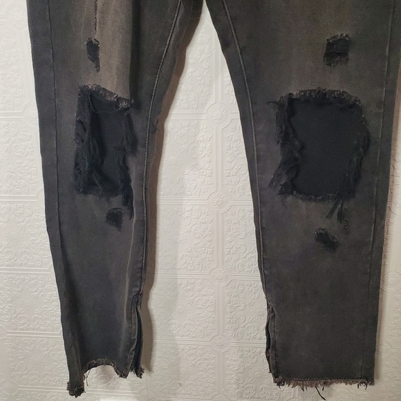 Princess Polly Erissa distressed jeans - Picture 8 of 10